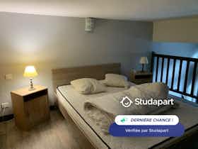 Apartamento para alugar por € 530 por mês em Limoges, Avenue Garibaldi
