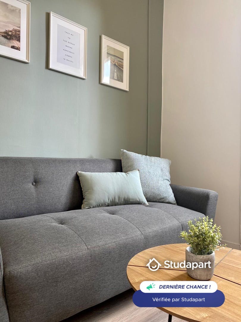 Appartement à louer pour 550 €/mois à Saint-Étienne, Rue des Docteurs Charcot
