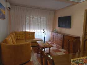 Lägenhet att hyra för 3 750 € i månaden i Sagunto, Carrer d'Astúries