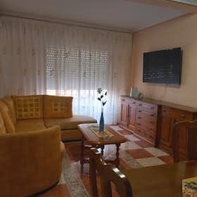 Appartement à louer pour 3 750 €/mois à Sagunto, Carrer d'Astúries