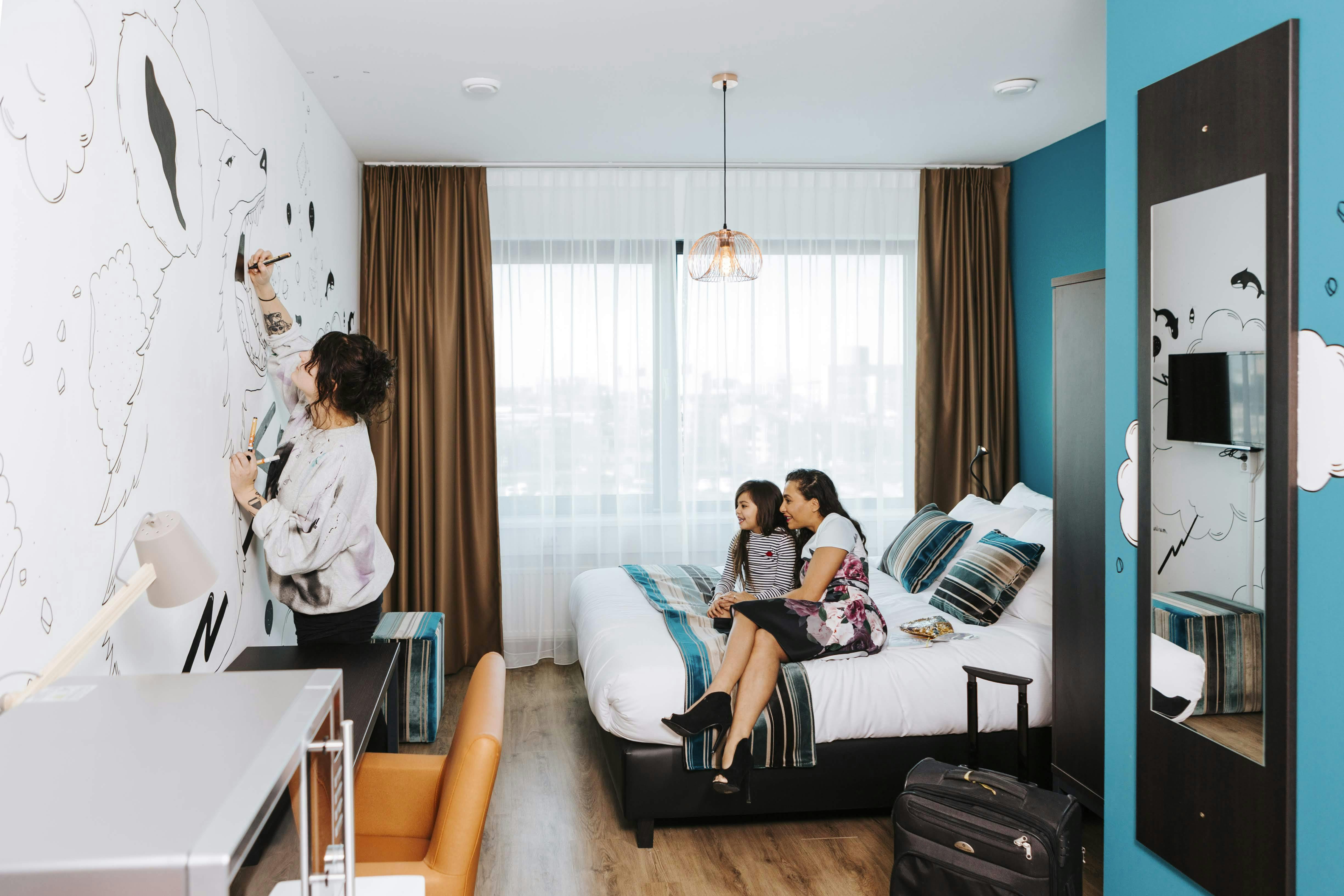 preview gallery tile