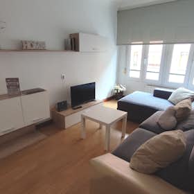 Apartamento para alugar por € 2.048 por mês em Gijón, Calle Infiesto
