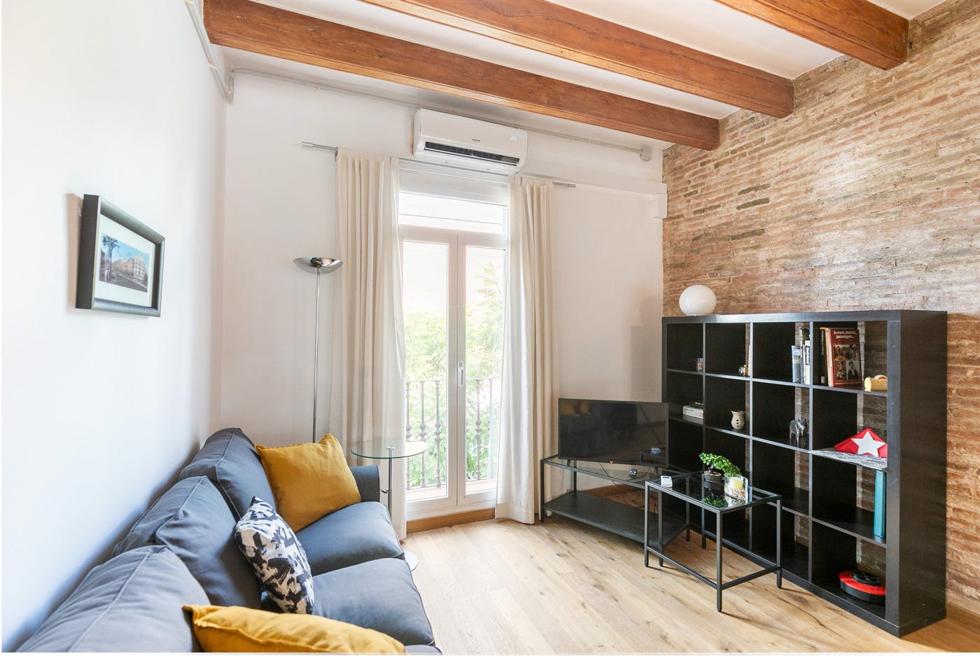Apartment for rent for €1,650 per month in Barcelona, Carrer de Bruniquer
