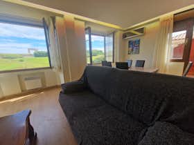 Apartamento para alugar por € 2.048 por mês em Gijón, Calle Honesto Batalón