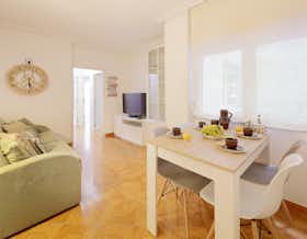 Apartament de închiriat pentru 2.048 EUR pe lună în Jerez de la Frontera, Calle Playa de la Victoria