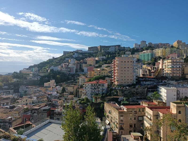 Salita Tarsia, Naples