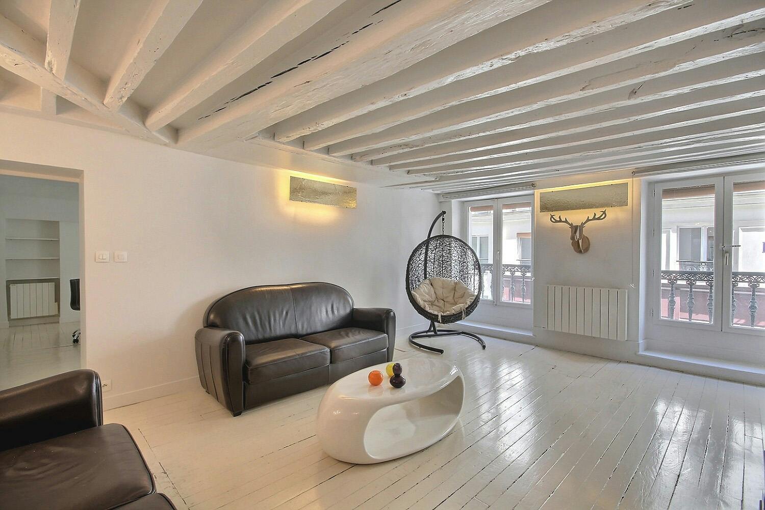 Rue Mandar, Paris preview