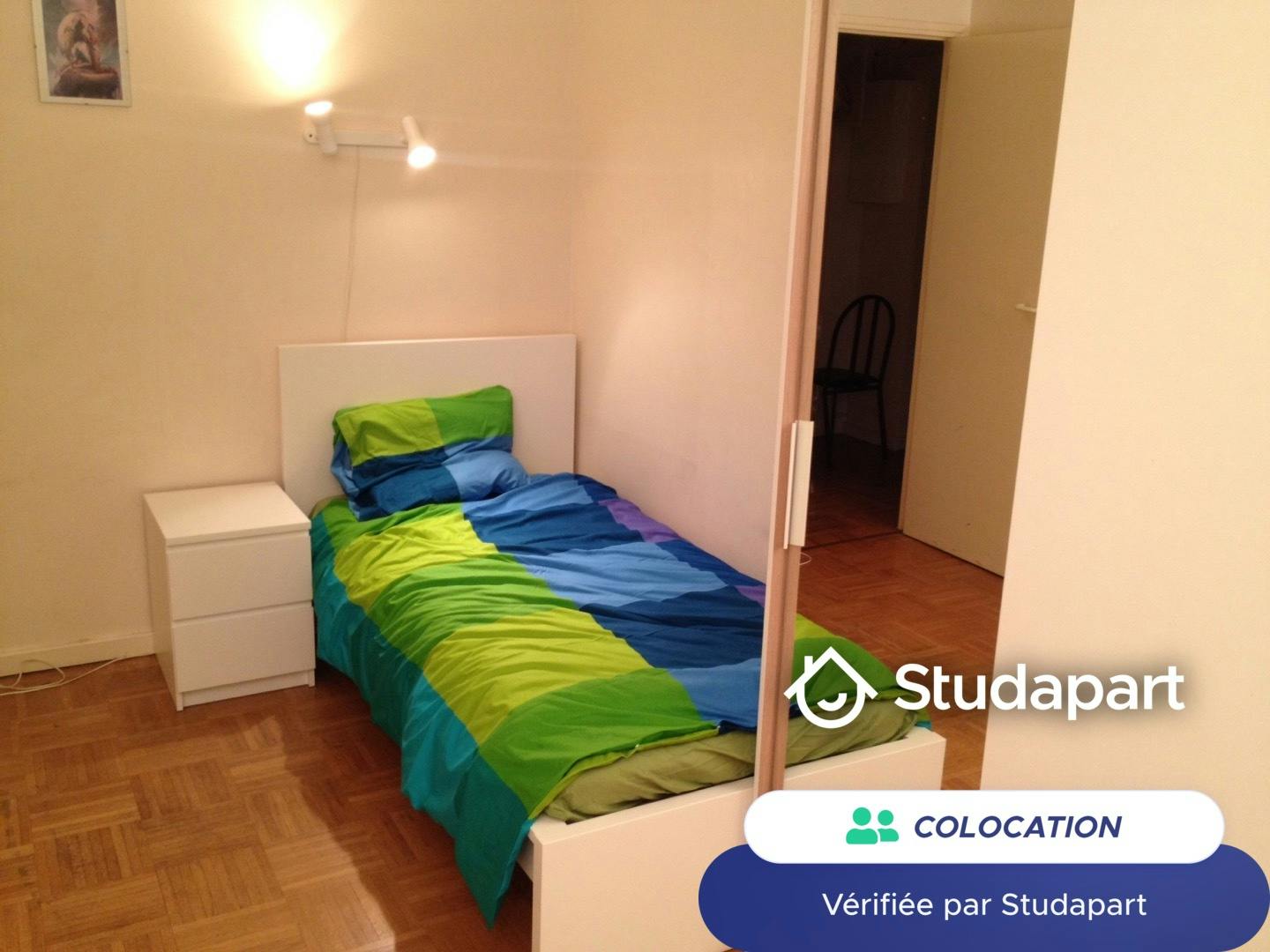 Private room for rent for €565 per month in Bures-sur-Yvette, Avenue Édouard Herriot