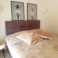 Apartment for rent for €1,800 per month in Thessaloníki, Trikoupi Spyridonos