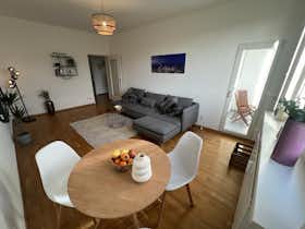 Apartment for rent for €1,690 per month in Berlin, Baerwaldstraße