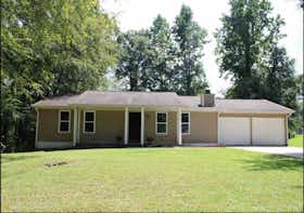 House for rent for $4,000 per month in Jonesboro, Prather Dr