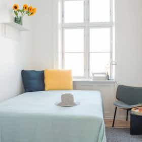 WG-Zimmer zu mieten für 8.729 DKK pro Monat in Copenhagen, Frederiksberg Allé