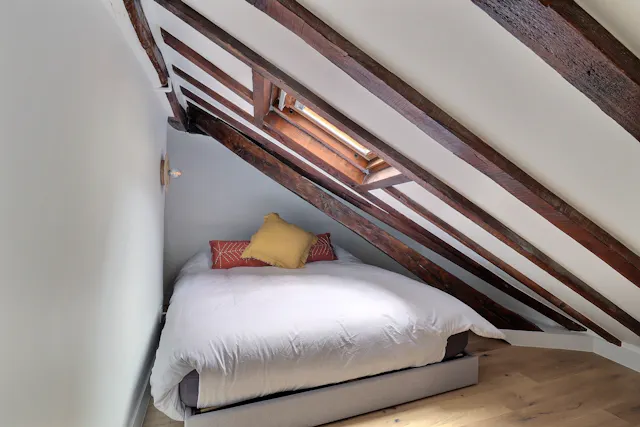 1-Bedroom Apartment in Rue de Poitou, Paris (1424551) room image 2