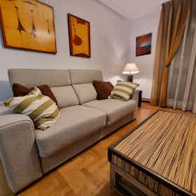 Wohnung zu mieten für 2.048 € pro Monat in Gijón, Calle Pérez de Ayala