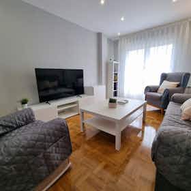 Wohnung zu mieten für 2.048 € pro Monat in Gijón, Calle Menéndez Pelayo