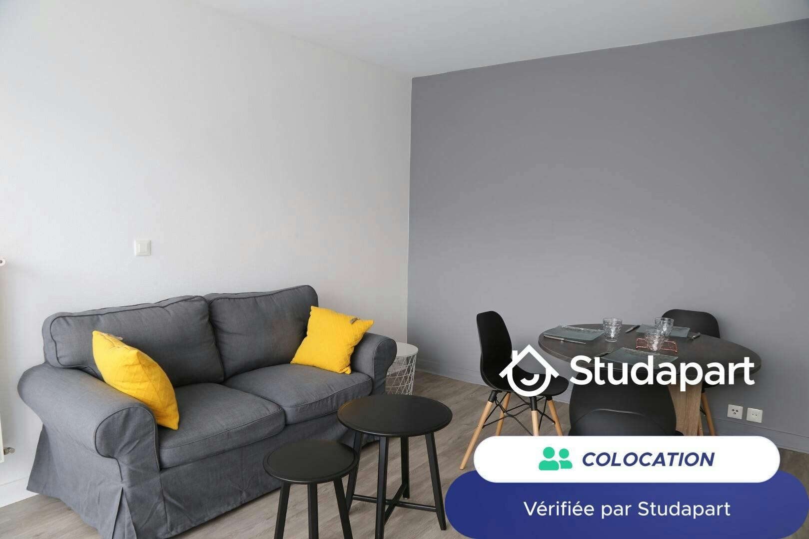 Private room for rent for €440 per month in Mont-Saint-Aignan, Parc de la Scie