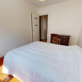 Private room for rent for €320 per month in Saint-Étienne, Boulevard Daguerre