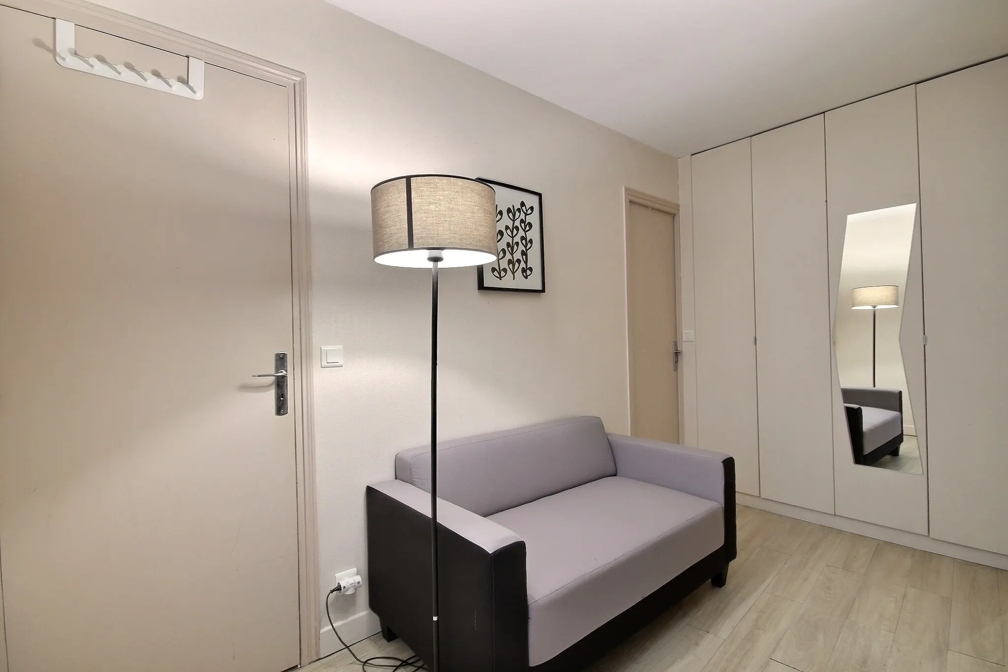 Rue des Gravilliers, Paris preview