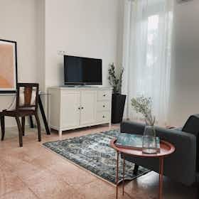 Lägenhet att hyra för 1 200 € i månaden i Piraeus, Leoforos Vasileos Georgiou B'