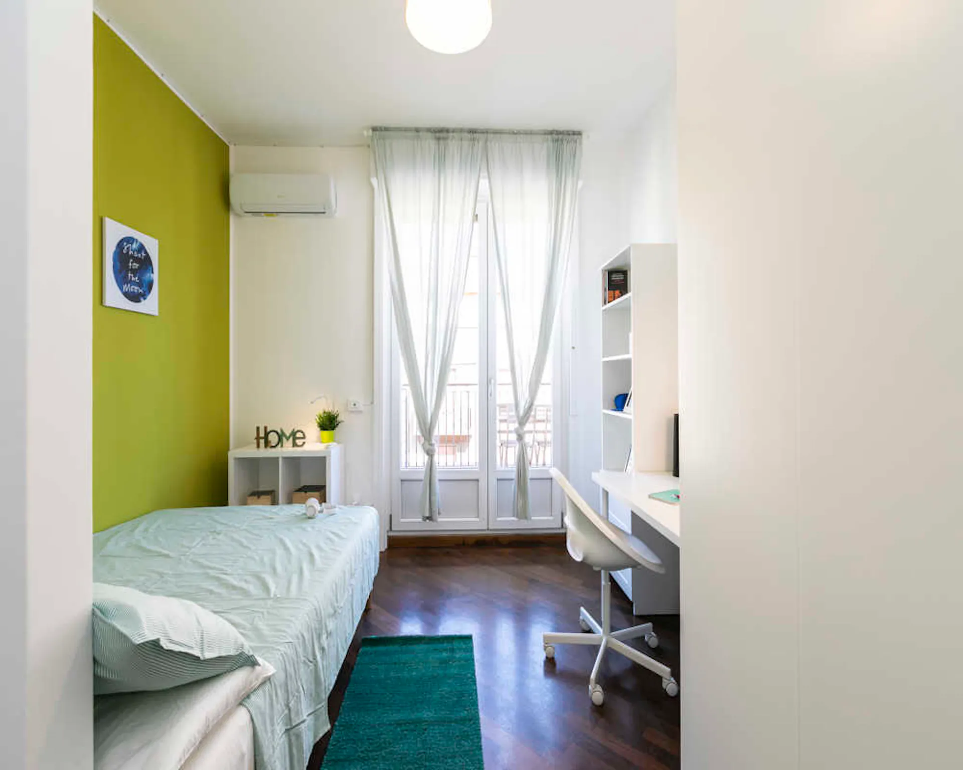 Via Antonio Pollaiuolo, Milan preview