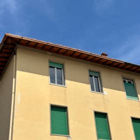 Apartment for rent for €5,500 per month in Florence, Via Gaetano Donizetti