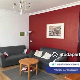 Apartment for rent for €725 per month in Rouen, Rue Dulong