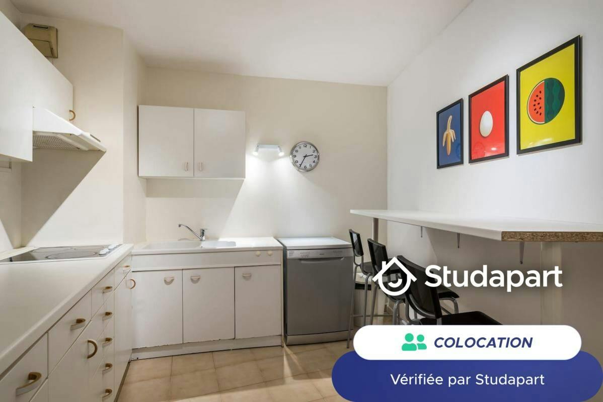 Private room for rent on Rue de la Bannière, Lyon - Plus