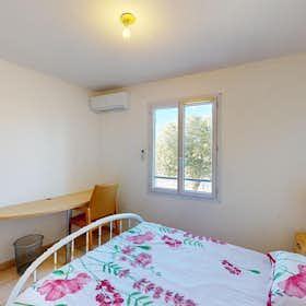 Chambre privée for rent for 460 € per month in La Seyne-sur-Mer, Impasse Noël Verlaque