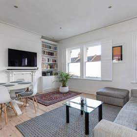 Apartment for rent for £4,971 per month in London, Saltram Crescent