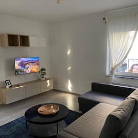 Apartment for rent for €1,650 per month in Köln, Hartwichstraße