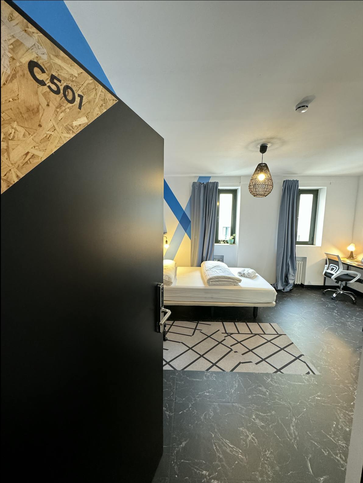 preview gallery tile