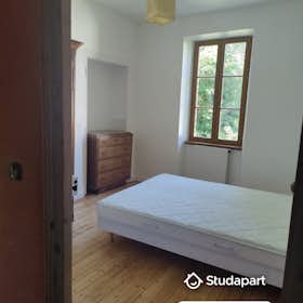 Privé kamer for rent for € 300 per month in Cognin, Chemin du Forézan