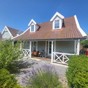 House for rent for €3,500 per month in 's-Gravenzande, De Heeren van 's-Gravensande