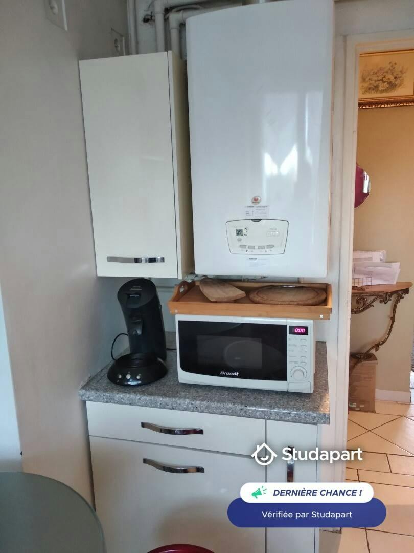 Private room for rent on Rue de Lacanau Caud, Bordeaux - Vue 5