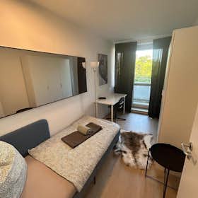 WG-Zimmer for rent for 749 € per month in Munich, Baubergerstraße