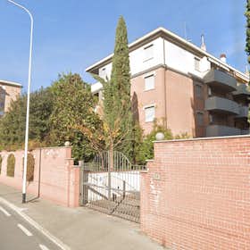 Mieszkanie do wynajęcia za 1400 € miesięcznie w mieście Florence, Via di Novoli