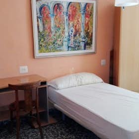 Private room for rent for €210 per month in La Ñora, Calle Arrabal