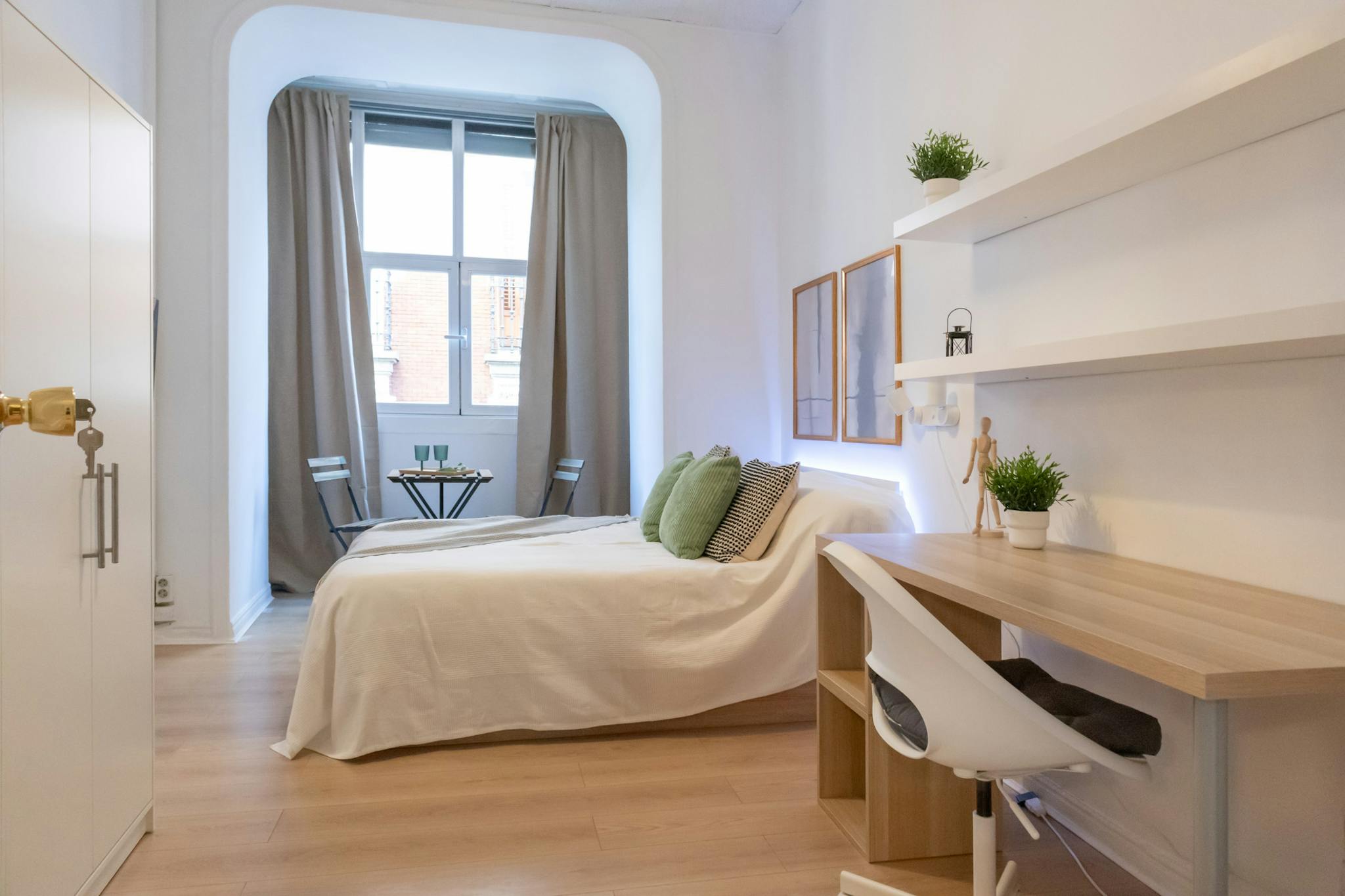 Calle de la Plaza, Madrid preview