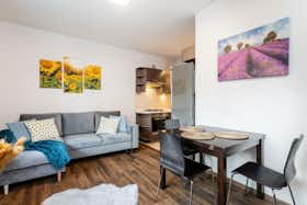 Apartment for rent for PLN 5,545 per month in Warsaw, aleja Jana Pawła II