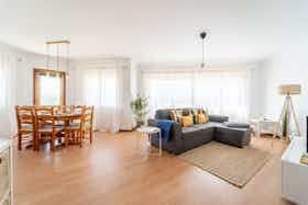House for rent for €1,563 per month in Viana do Castelo, Rua das Redes