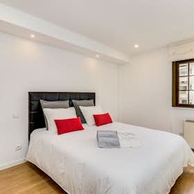 Private room for rent for €750 per month in Amadora, Avenida Dom Luís I