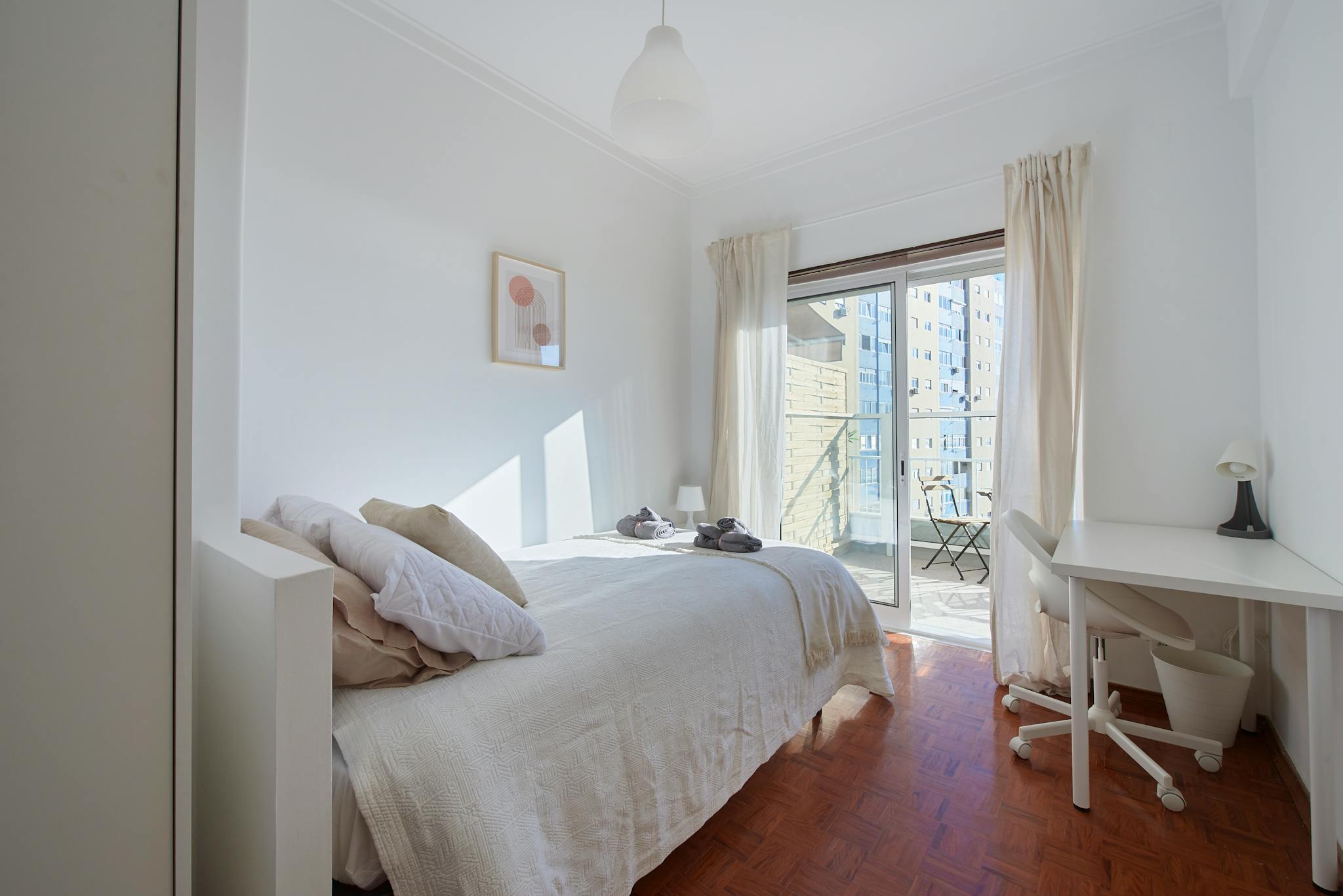 Rua Eugénio Castro, Almada preview