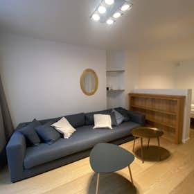 Private room for rent for €895 per month in Brussels, Avenue de la Renaissance