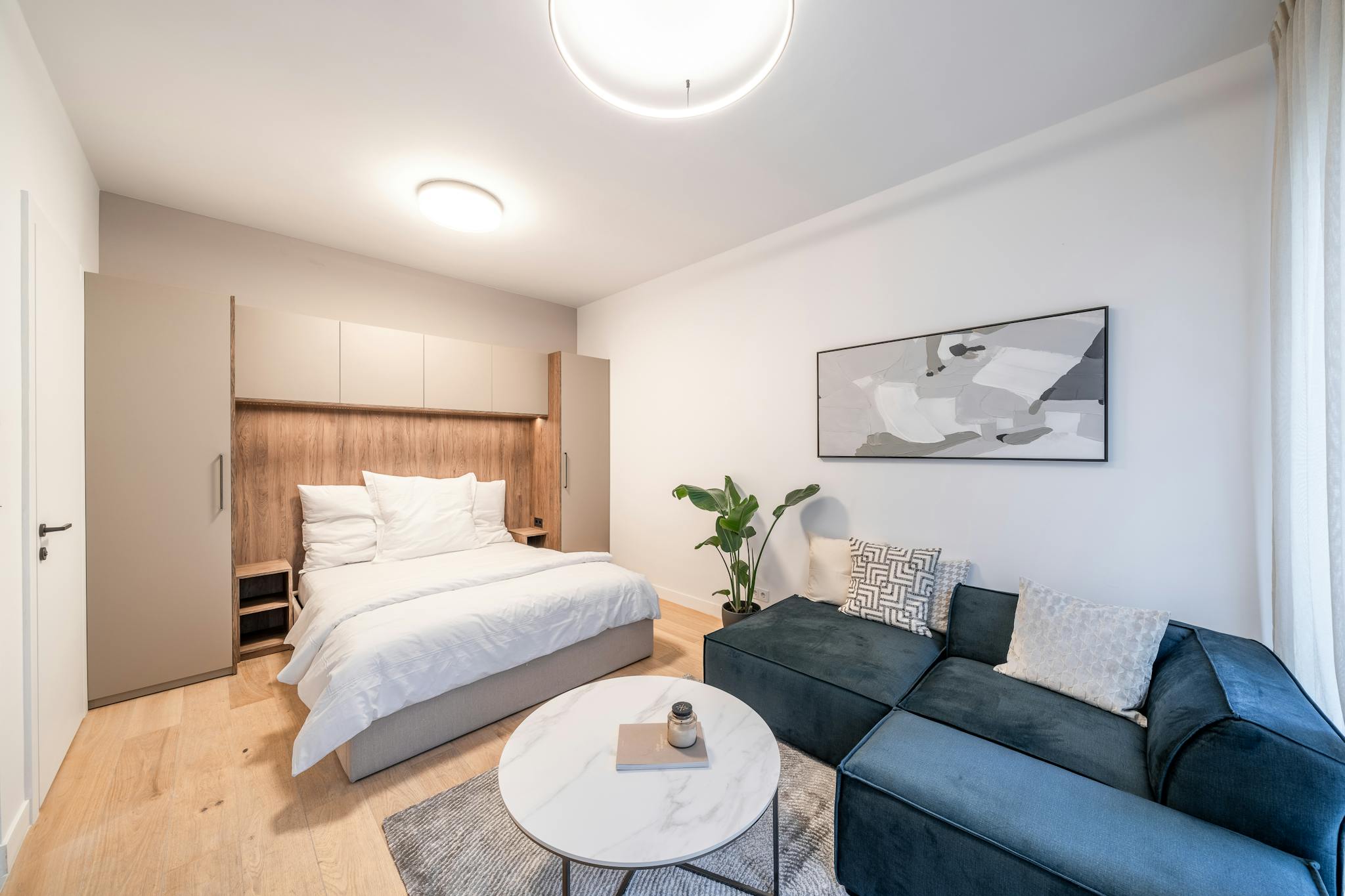 Bergstraße, Berlin preview