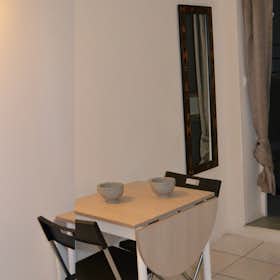 Квартира сдается в аренду за 729 € в месяц в Lille, Rue des Meuniers