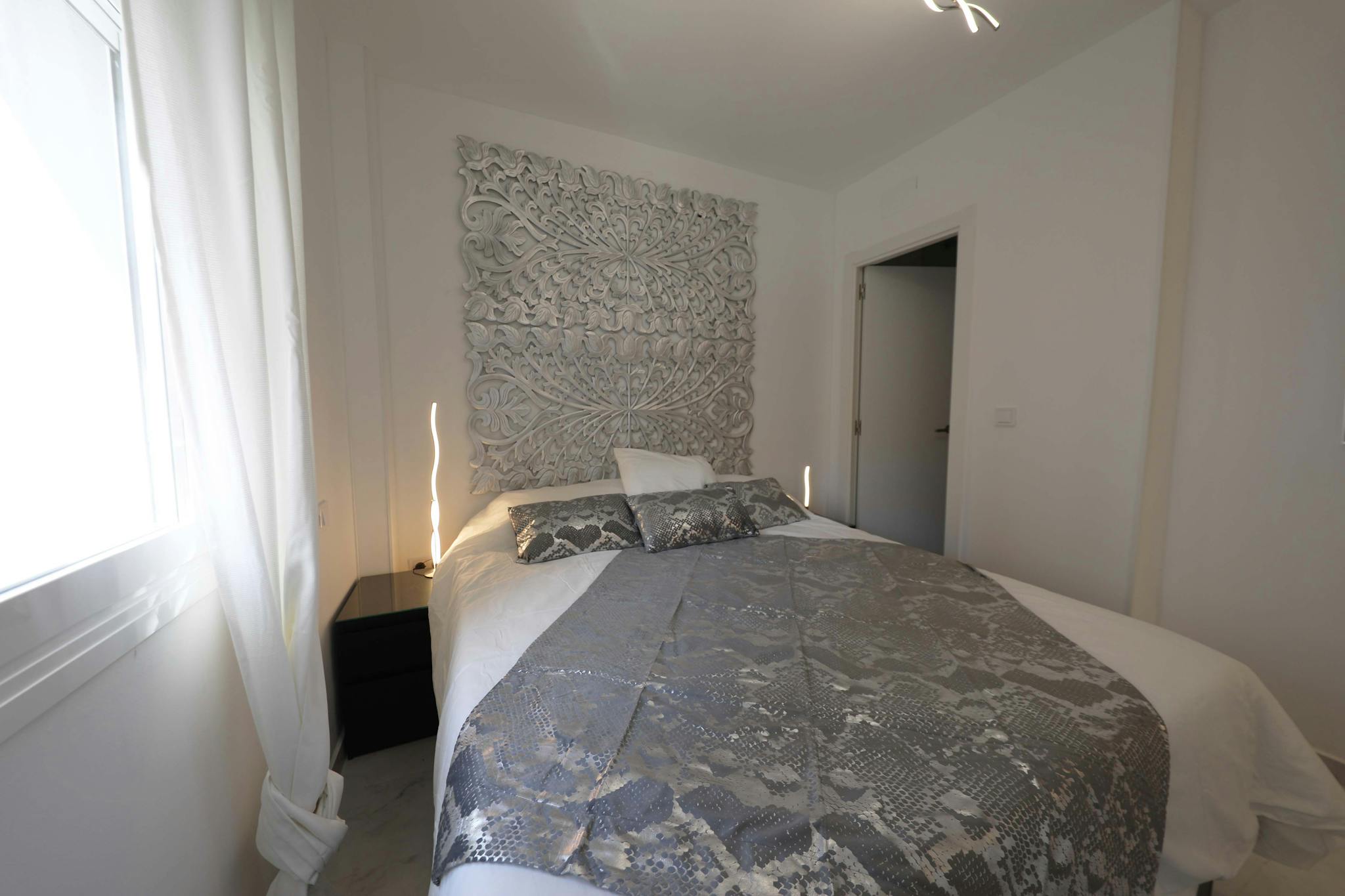 Calle de Gijón, Madrid preview