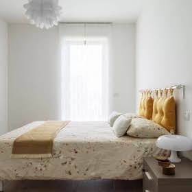 Apartament de închiriat pentru 3.000 EUR pe lună în Milan, Via Pier Paolo Pasolini