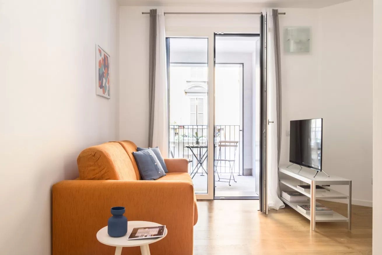 Via Generale Gustavo Fara, Milan