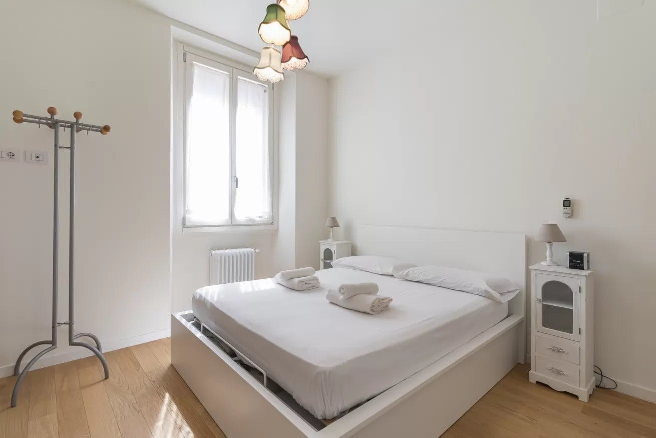 Apartment for rent for €3,000 per month in Milan, Via Luigi Galvani