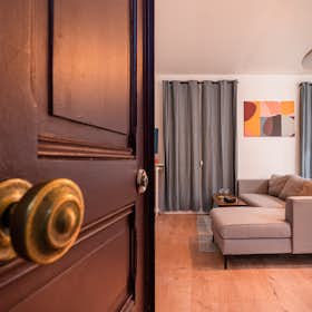 Apartment for rent for €5,500 per month in Paris, Rue Saint-Honoré